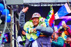 Arce en La Paz: “Empezó la carrera electoral”